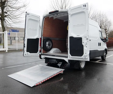 Plošiny na furgony (2)