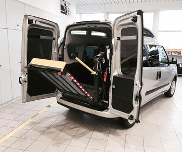 Plošiny pro tělesně postižené (3)